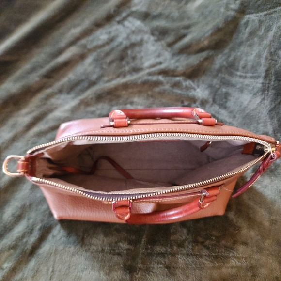 Handbag - Picture 2 of 3